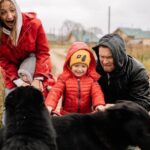 How to Teach Kids to Interact Safely with Dogs: A Comprehensive Guide (with Videos!) How to Teach Kids to Interact Safely with Dogs