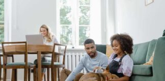 Introducing a New Pet into Your Home Introducing a New Pet into Your Home